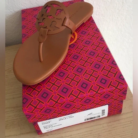 Tory Burch Miller Leather Sandals-New In Box With Dust Bag - Picture 14 of 14